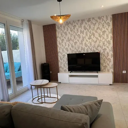 D'aqui, Cosy, Piscine, Jacuzzi * Béziers