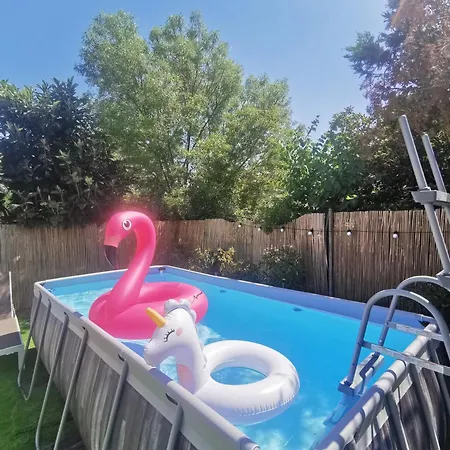 D'aqui, Cosy, Piscine, Jacuzzi فيلة بزييه