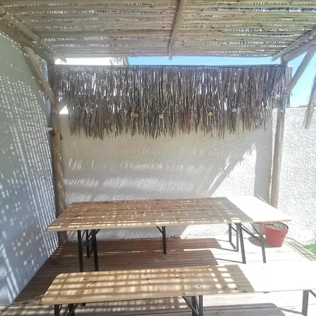 D'aqui, Cosy, Piscine, Jacuzzi بزييه