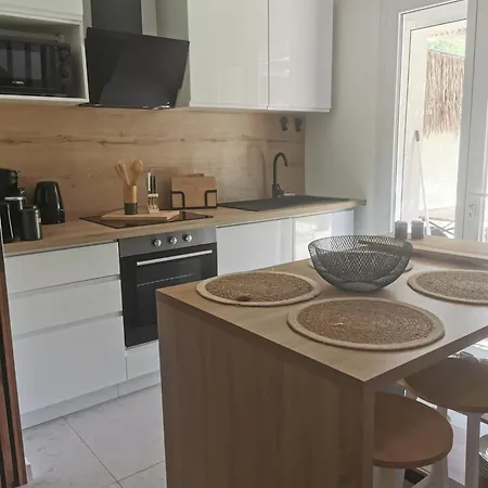 D'aqui, Cosy, Piscine, Jacuzzi Beziers
